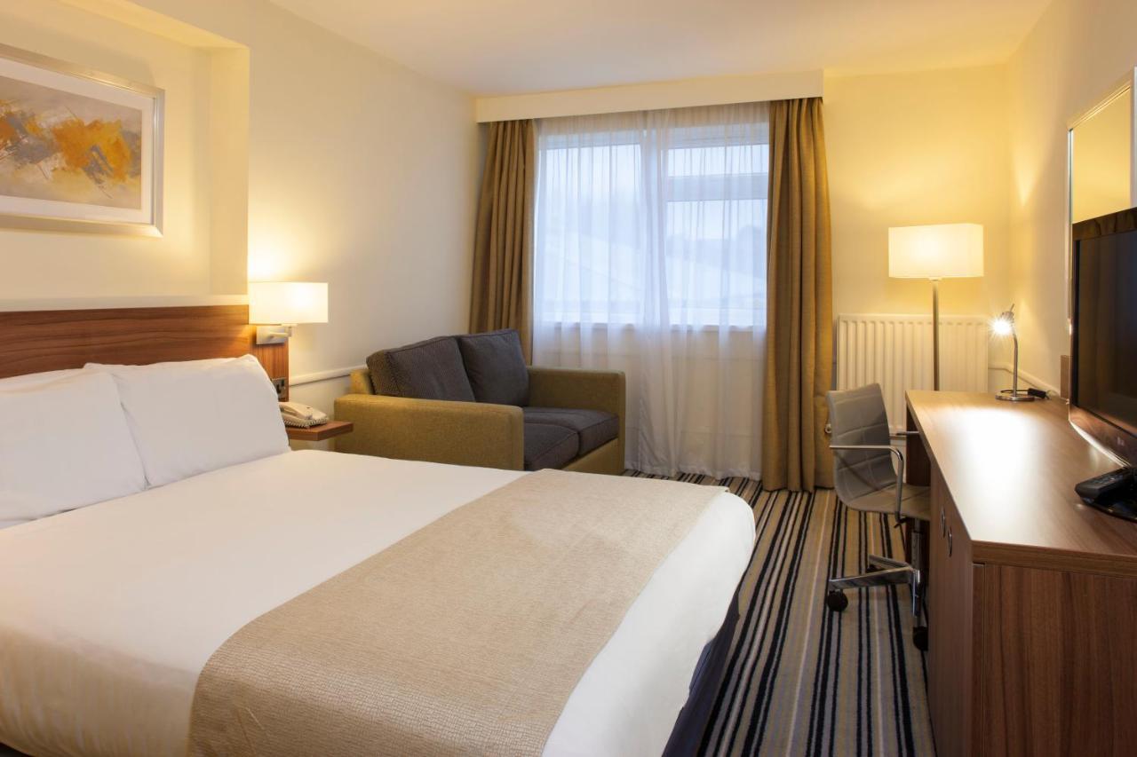 Holiday Inn Warrington By Ihg Exterior photo