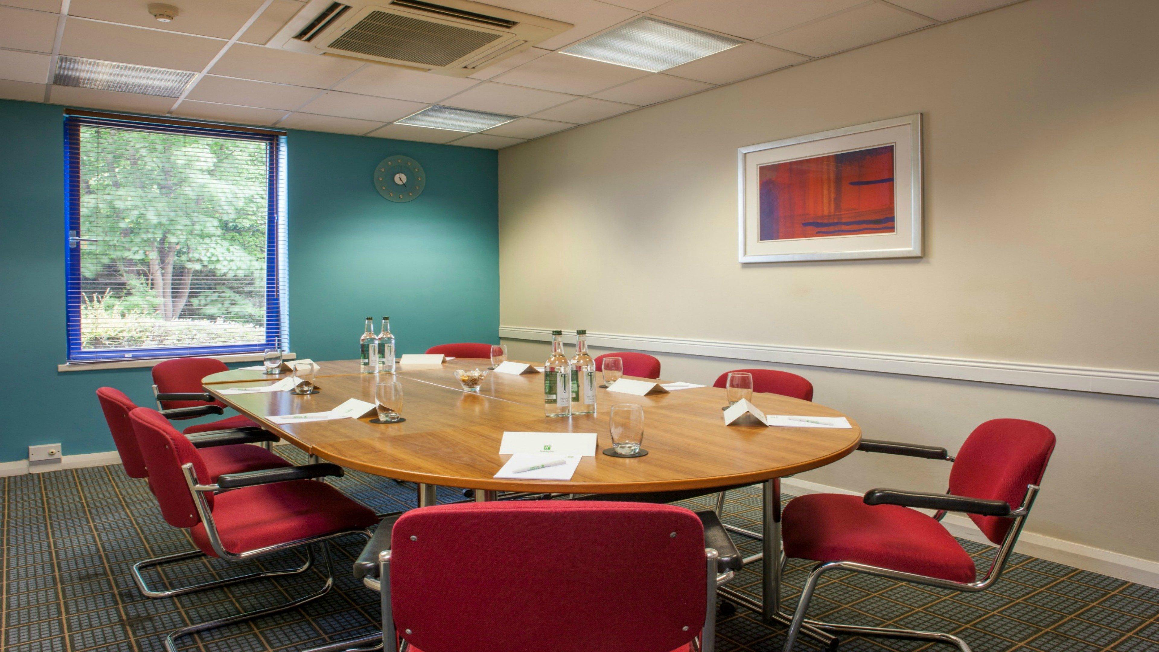 Holiday Inn Warrington By Ihg Exterior photo