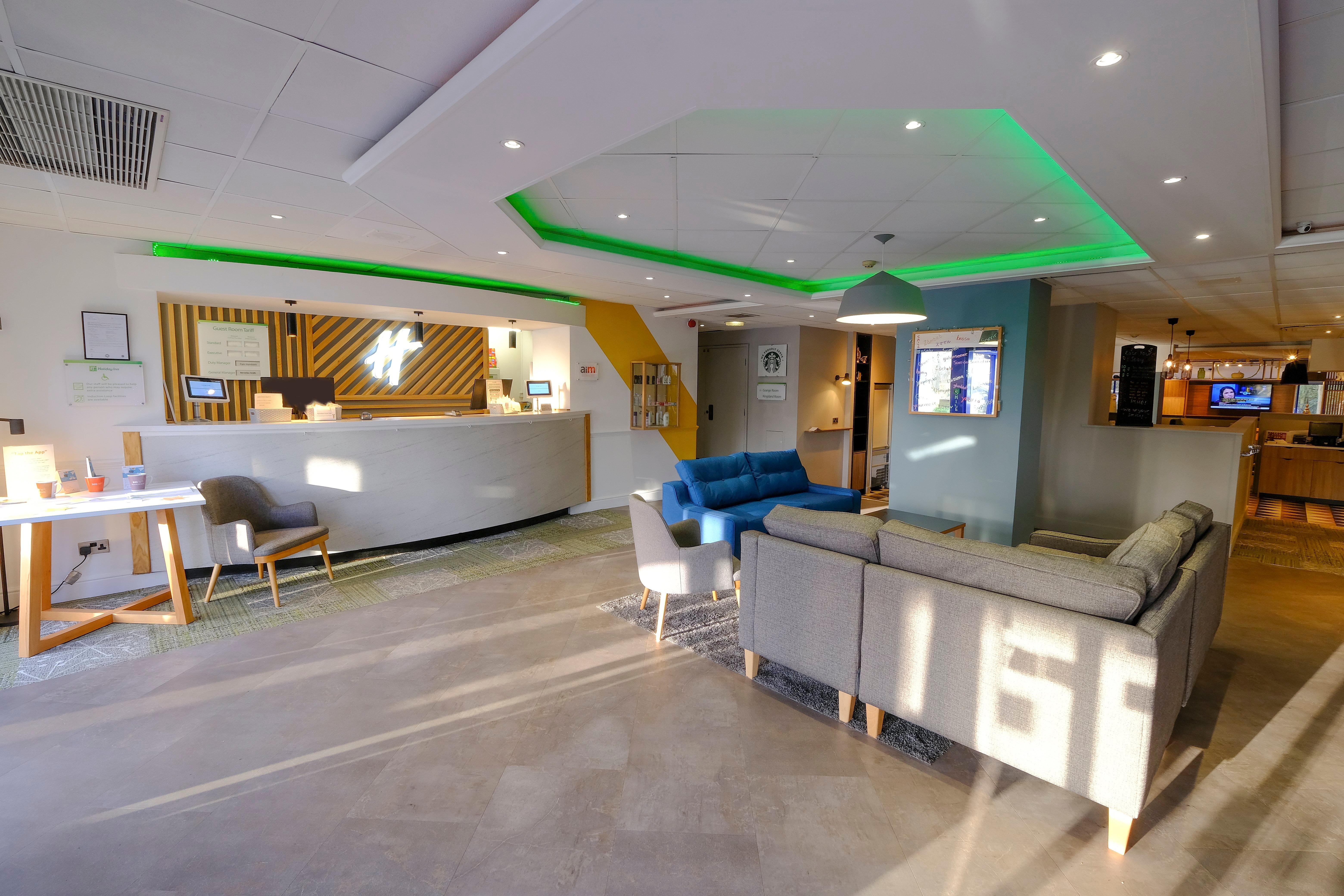 Holiday Inn Warrington By Ihg Exterior photo