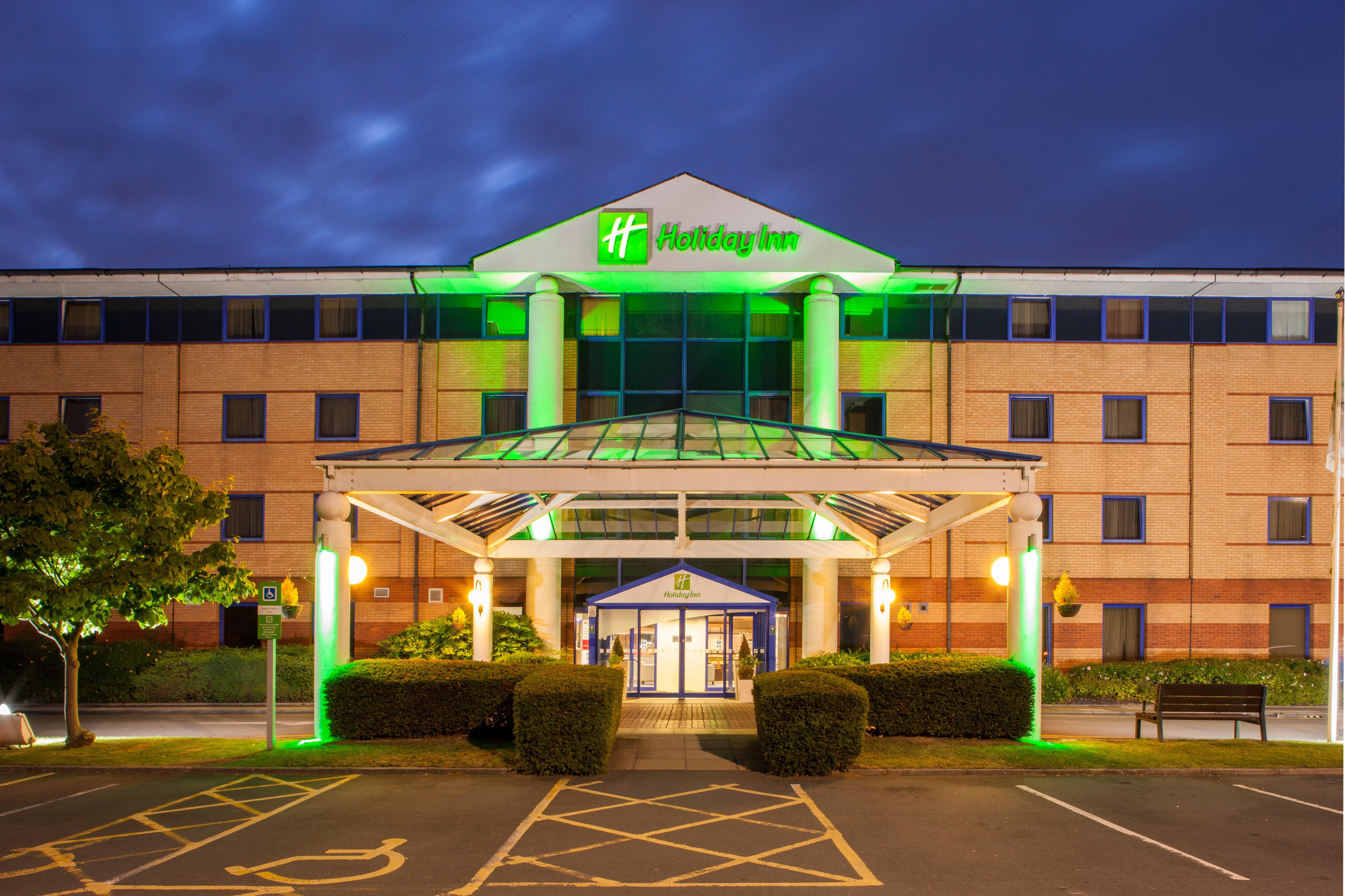 Holiday Inn Warrington By Ihg Exterior photo