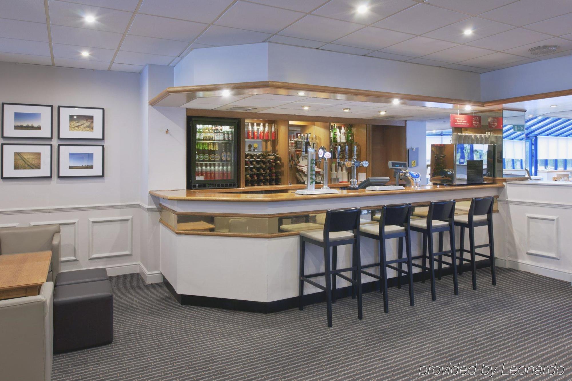 Holiday Inn Warrington By Ihg Exterior photo